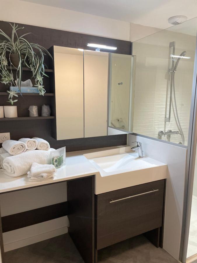 Domitys Les Tourmalines Aparthotel Carpentras Exteriör bild