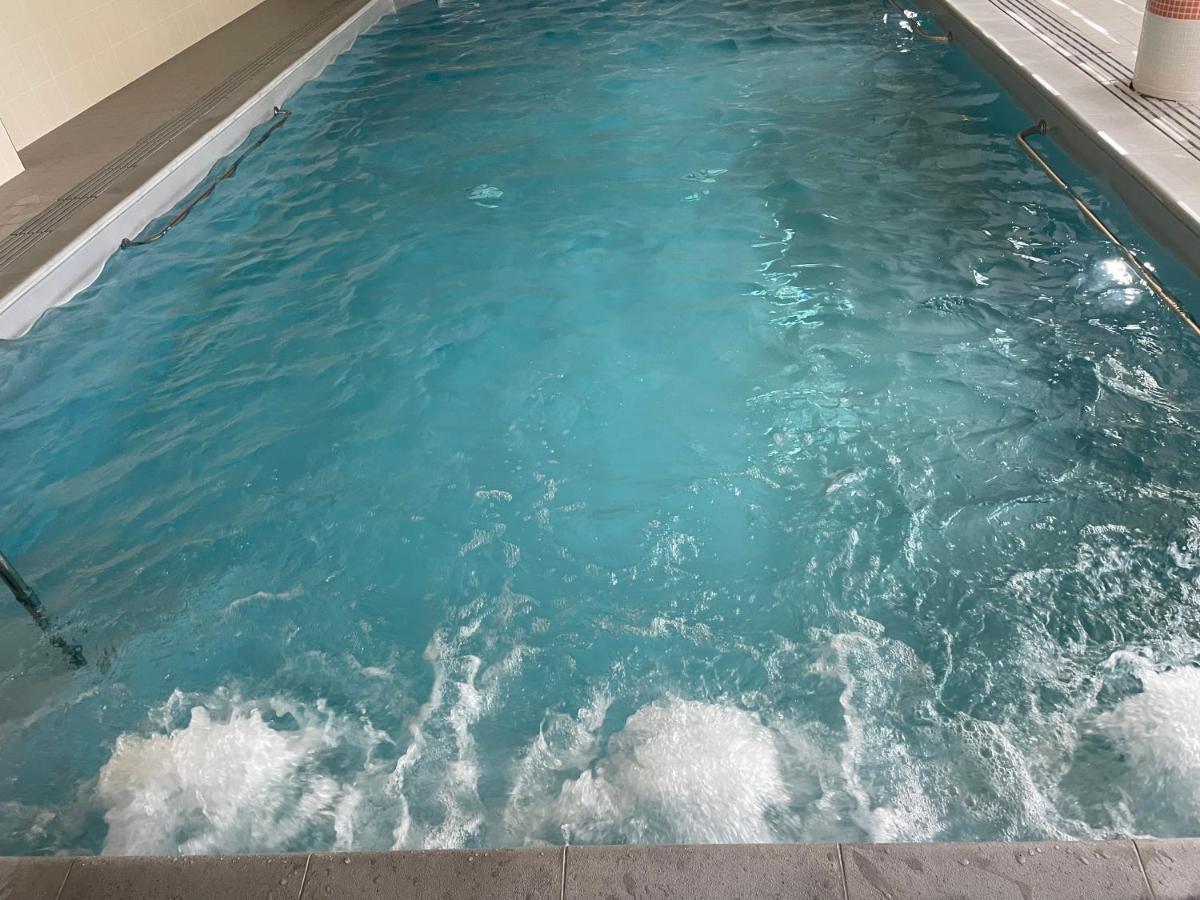 Domitys Les Tourmalines Aparthotel Carpentras Exteriör bild